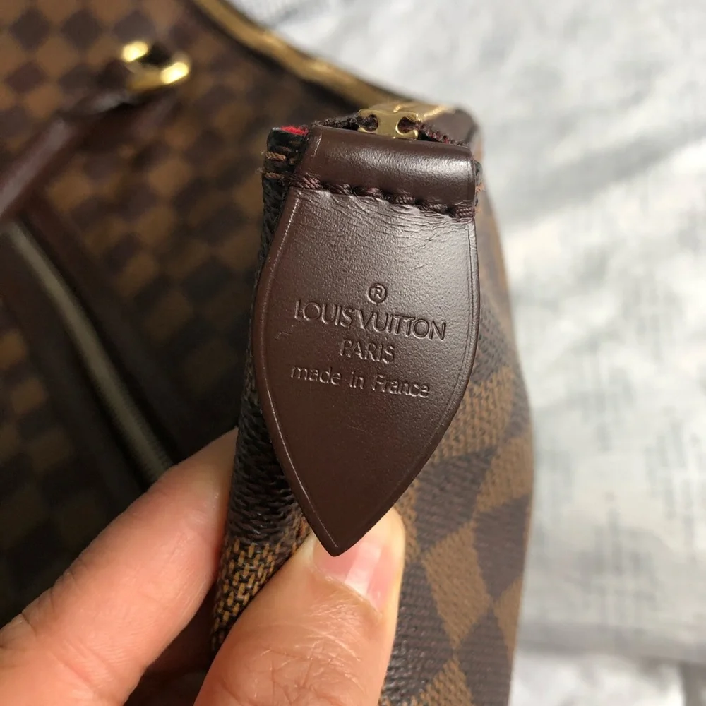 Louis Vuitton Brown Checkered Tote - Picture 5 of 16